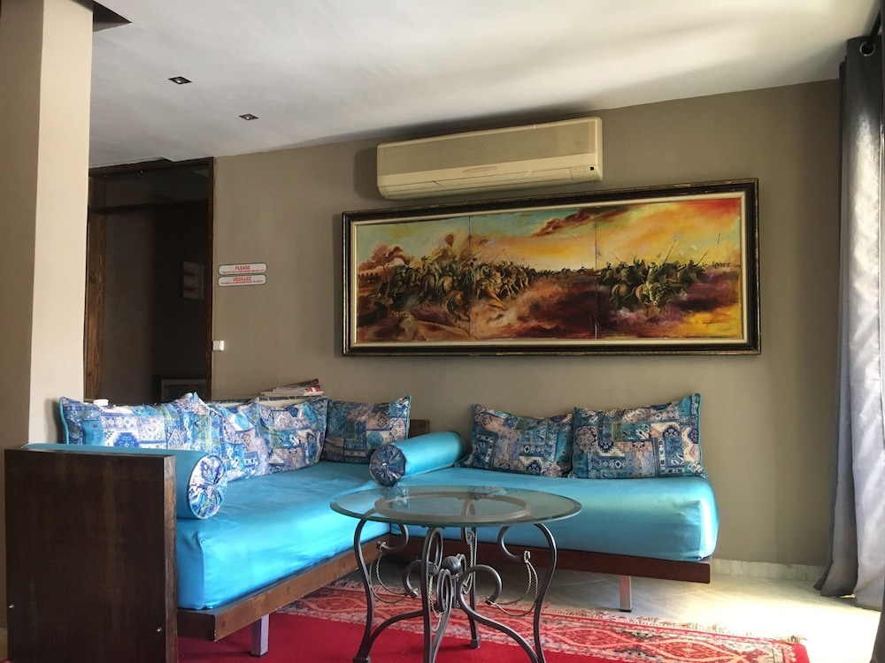 lounge