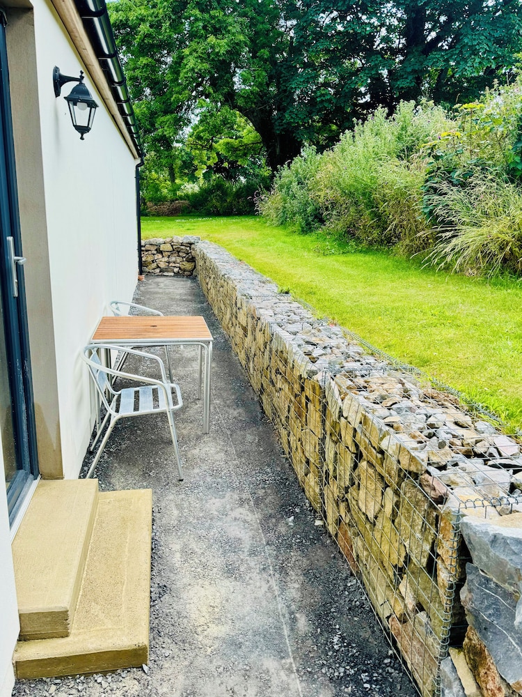 Hideaway Cottages - Greenacres Estates