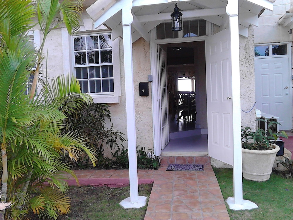 Seabliss Villa