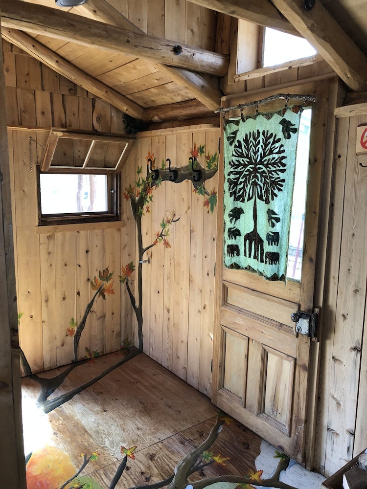 Chimo Refuges Treehouse Resort view 3