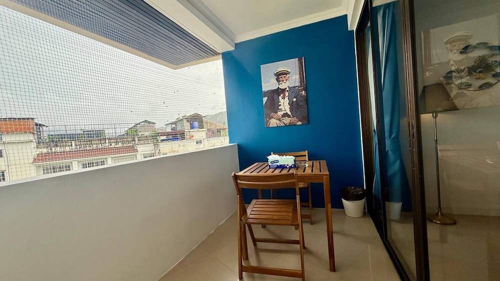 Palace - Spacious 1 Bedroom Condo With Shared Pool