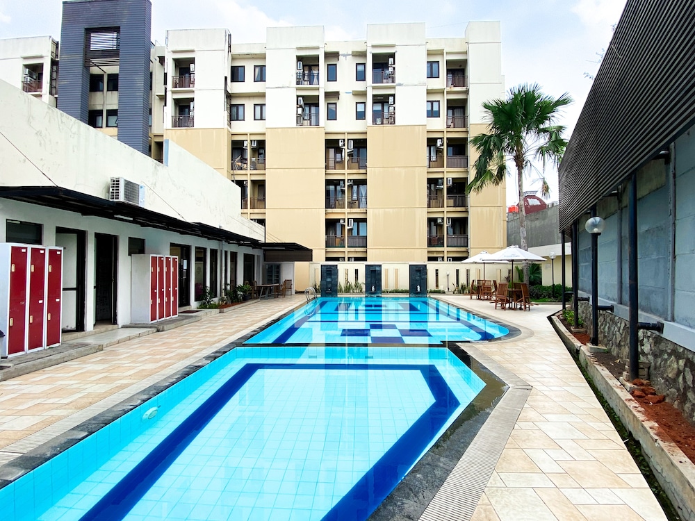 Homey And Warm Studio At Metropark Condominium Jababeka Apartment view 3