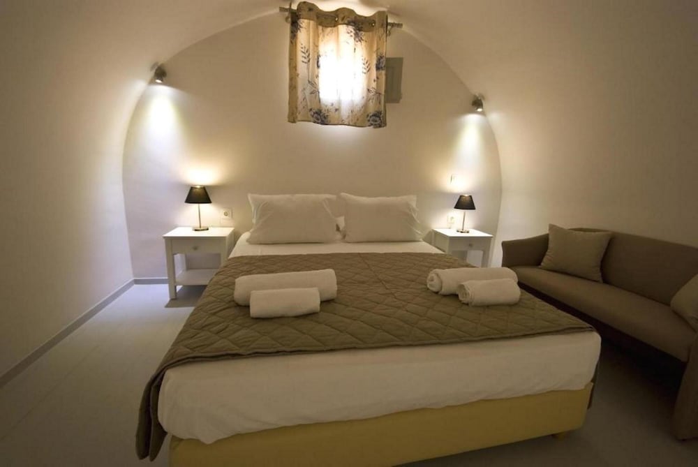 Alafouzos Studios photo 5