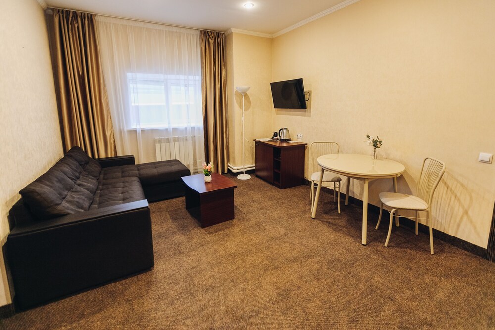 Hotel Red River view 2