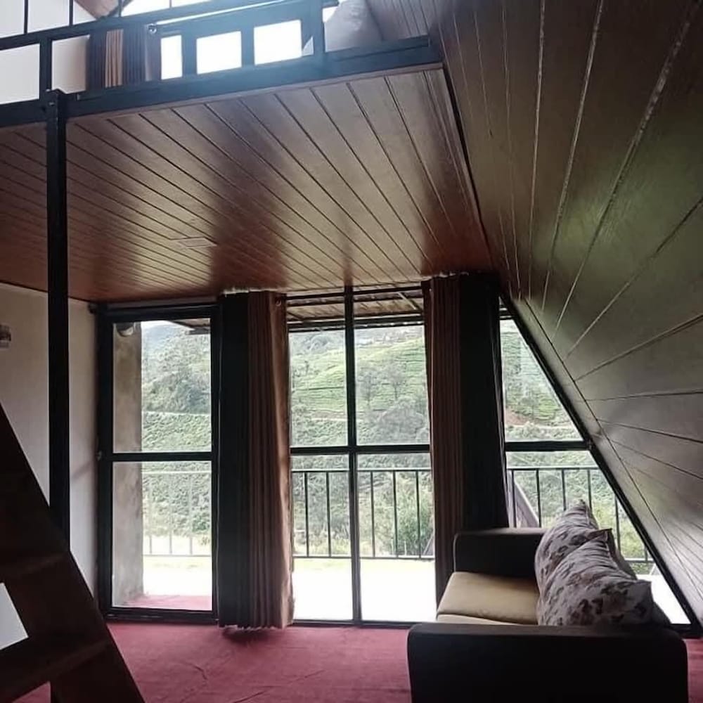 Nuwaraeliya backpack hostel