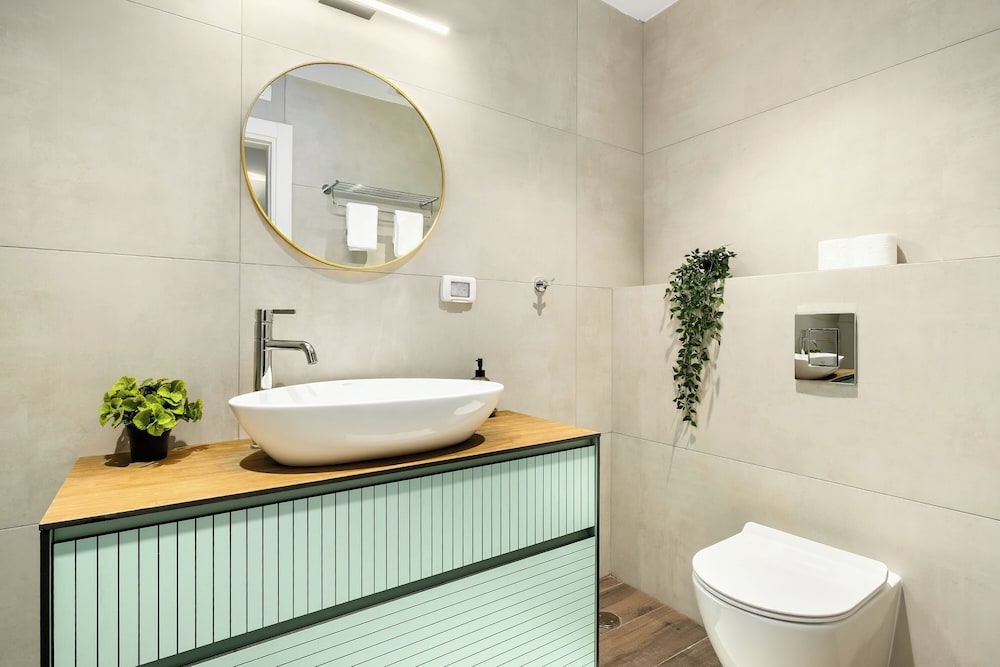 Netanya Beach Pool Studio by Sea N' Rent