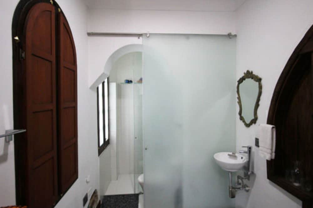 Bogota Bed and Breakfast Inn