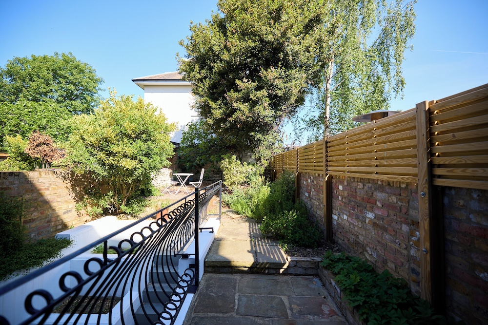 Garden Duplex in Islington