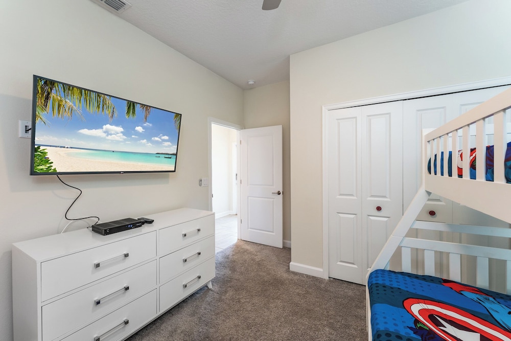 Enchanted 5BR Townhome Disney Fun Awaits