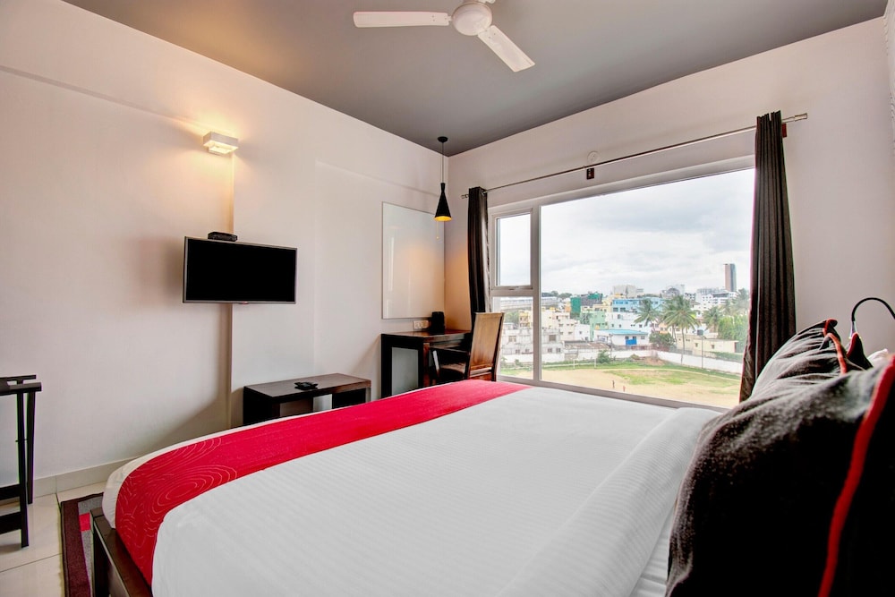 Elite Stays at Ulsoor Near Halasuru Metro Station