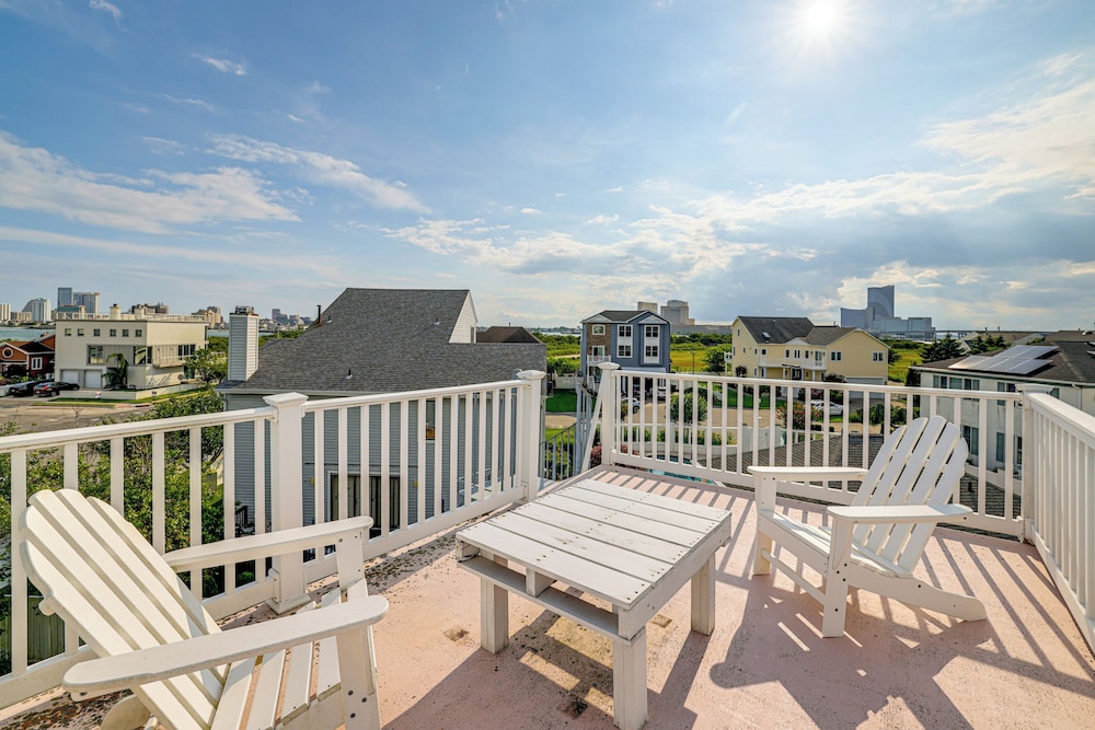 1 Block to Inlet Beach: Brigantine Family Home