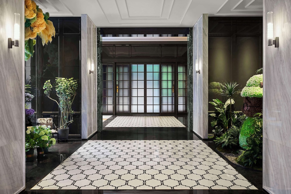 Conrad Chongqing 2