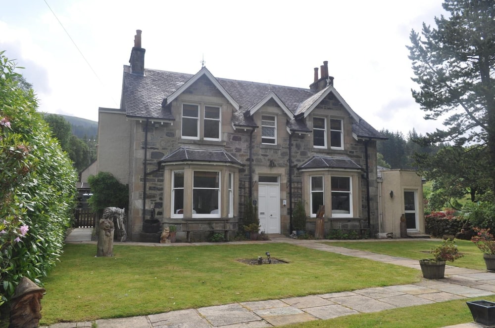 Airlie House Self-Catering