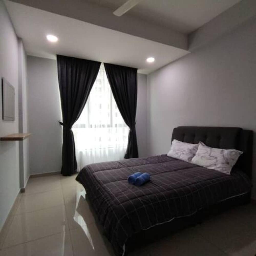 191 Cozy CasaKayangan 3BR by Grab A Stay photo 6