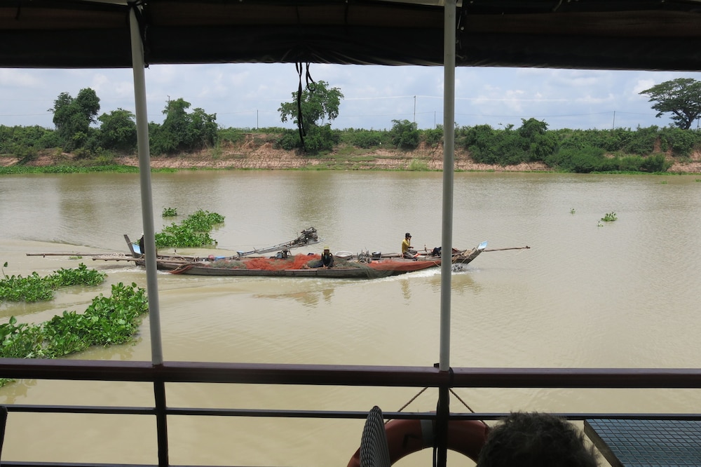 Phocea Cruise Phnom Penh to Siem Reap