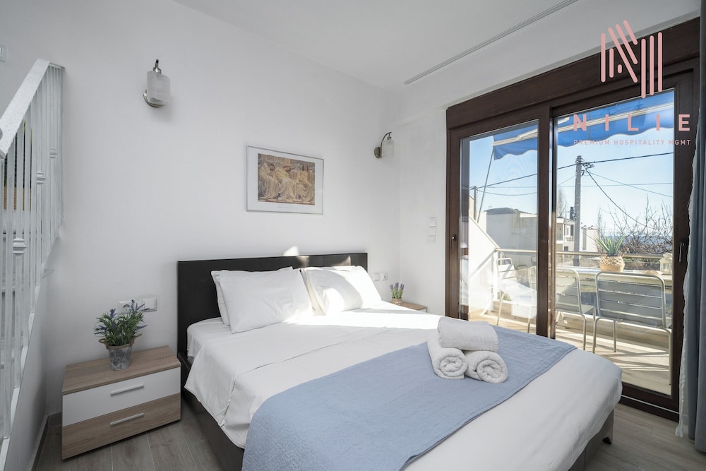 Azur Residences, Nilie Hospitality MGMT