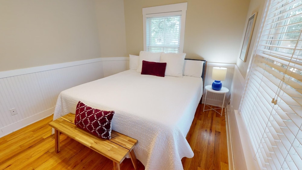 Miss Us Howl by Tybee Vacation Rentals