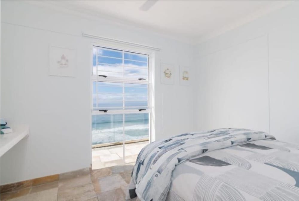 3 Bedroom Beachfront Apartment