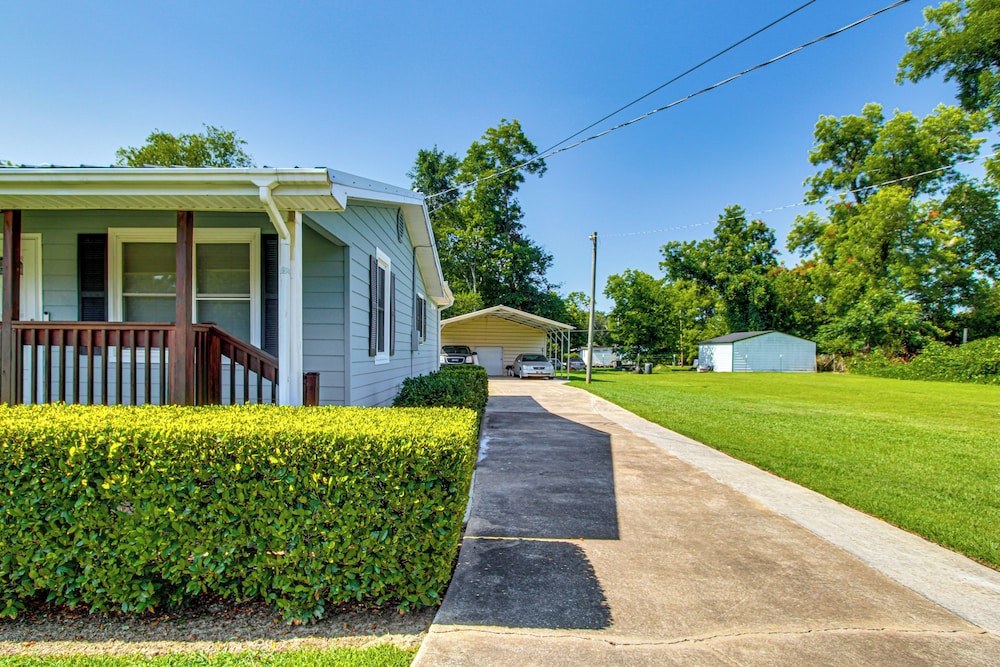 2 Mi to Shops & Eats: Family Home in Donalsonville