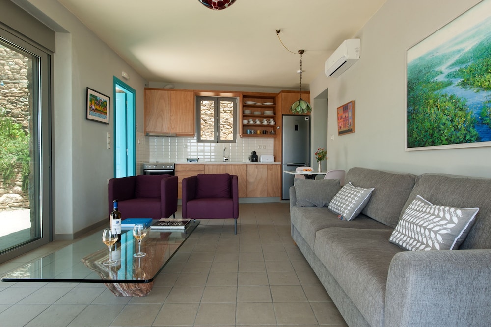 Madi's Place Guest House - Property Image 13
