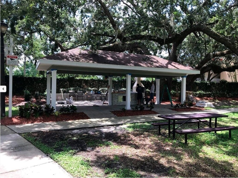 Family Retreat 3 Miles To Disney & Attractions 3 Bedroom Townhouse