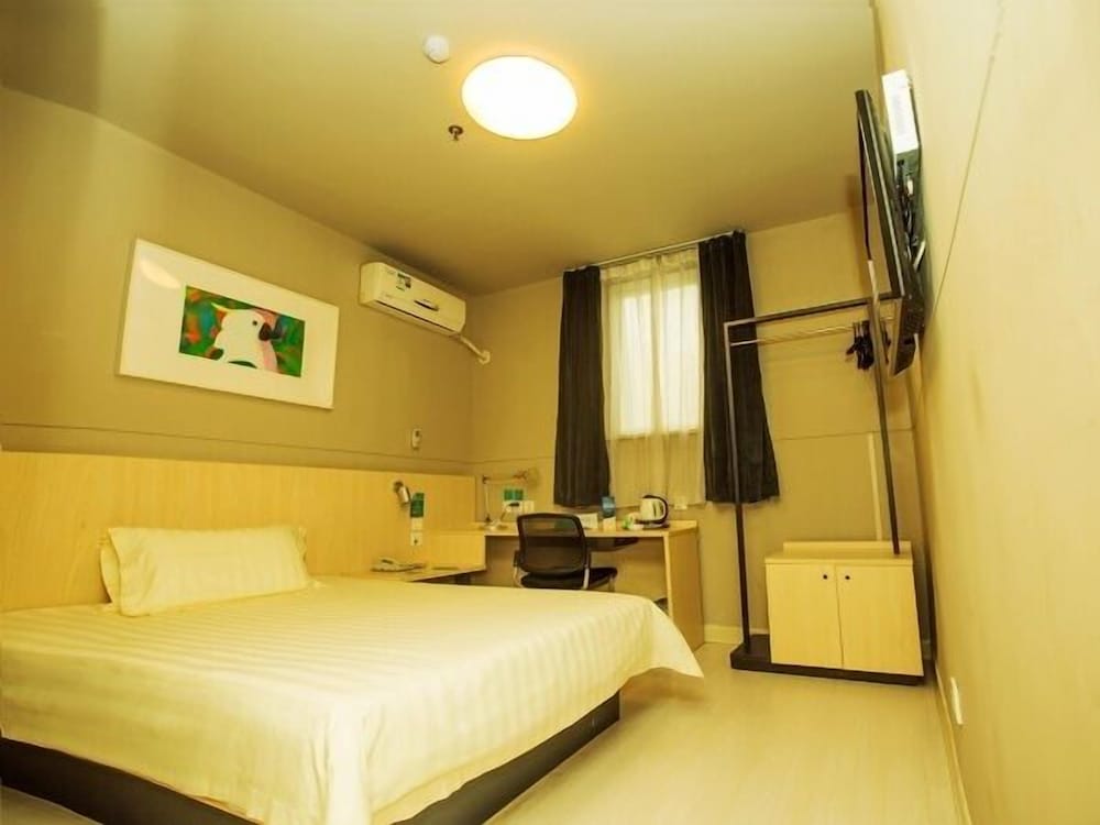Jinjiang Inn Chuzhou Langya Street