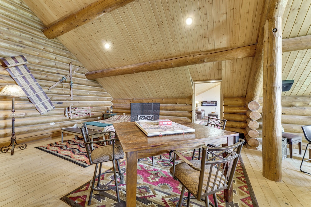 Secluded Angel Fire Retreat: Deck + Stunning View!
