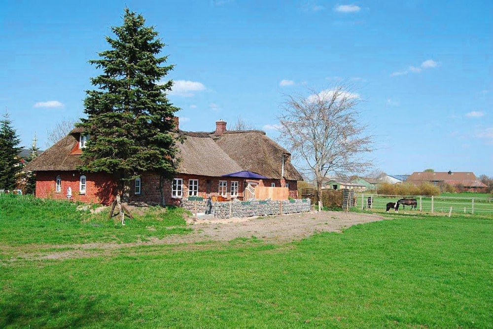 Doppelhaushaelfte Posthus, Behrendorf