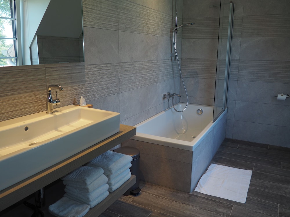 Bruges Vacations - Hotel Bloemenhof - Property Image 3