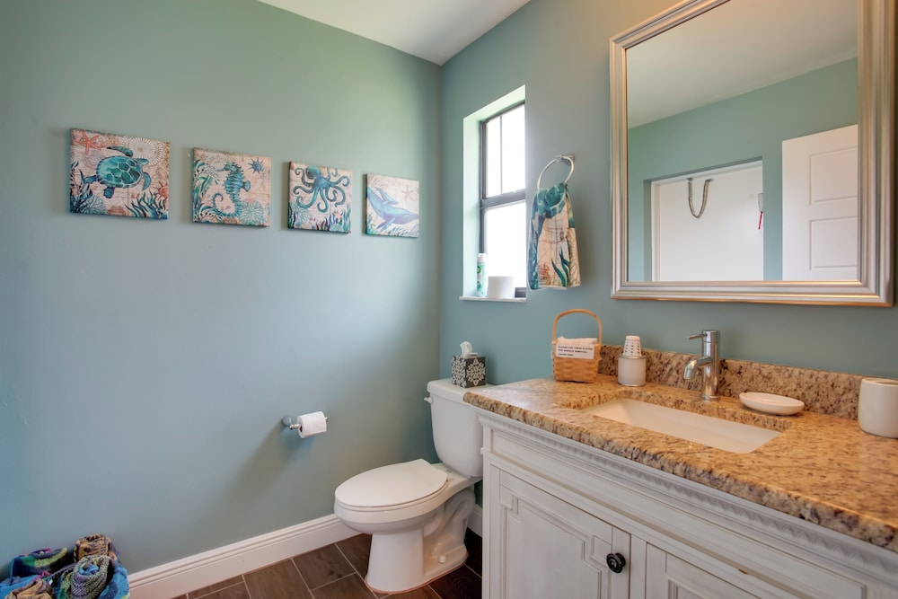 Family Retreat w/ Backyard Oasis in Cape Coral!