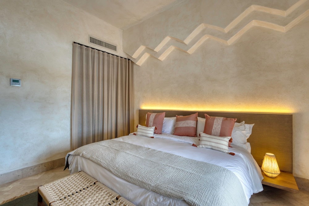Casa Nima by Lumina