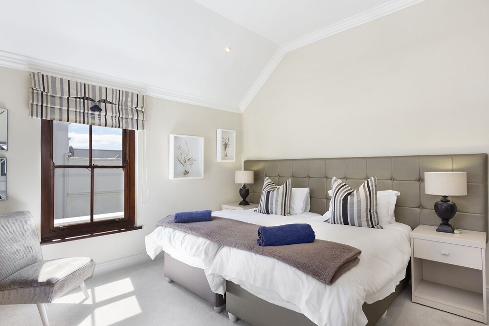Winelands Golf Lodges at De Zalze