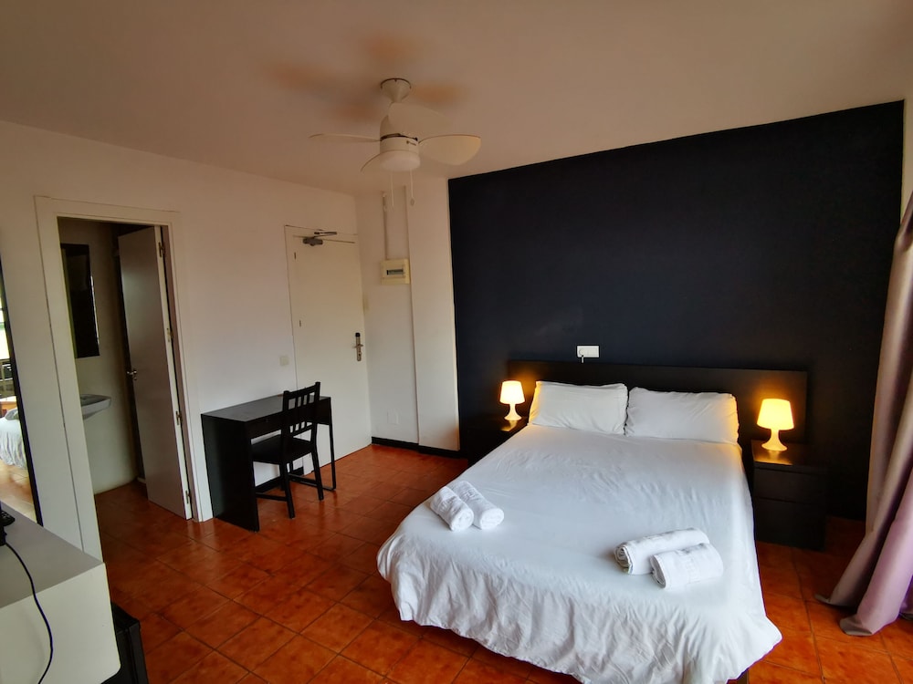 Hostal Baleàric - Adults Only