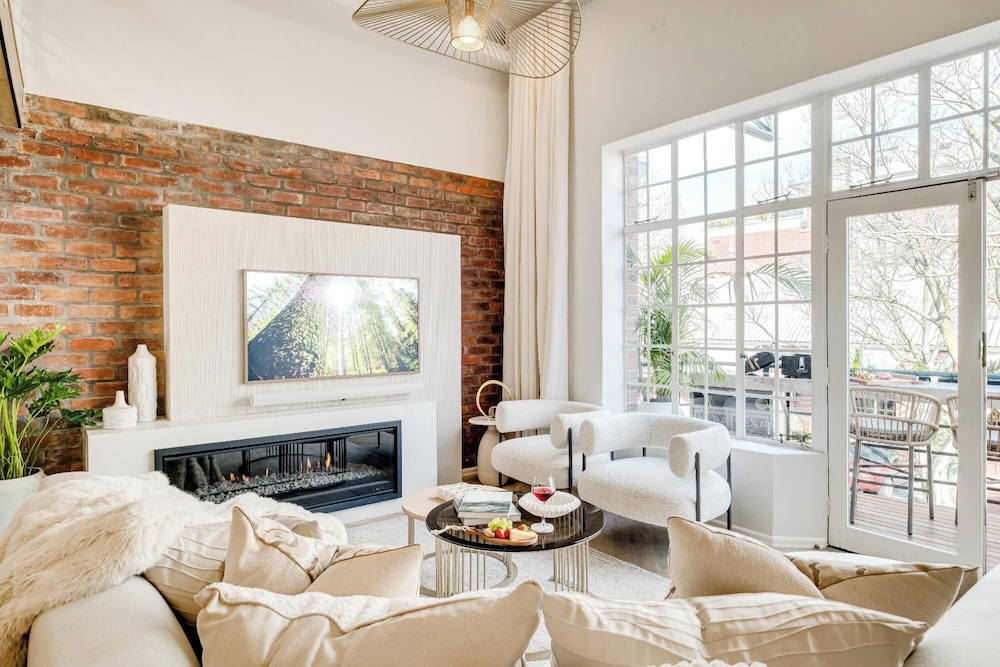 Luxury Loft 3 Ensuites Prime Cape Town Location