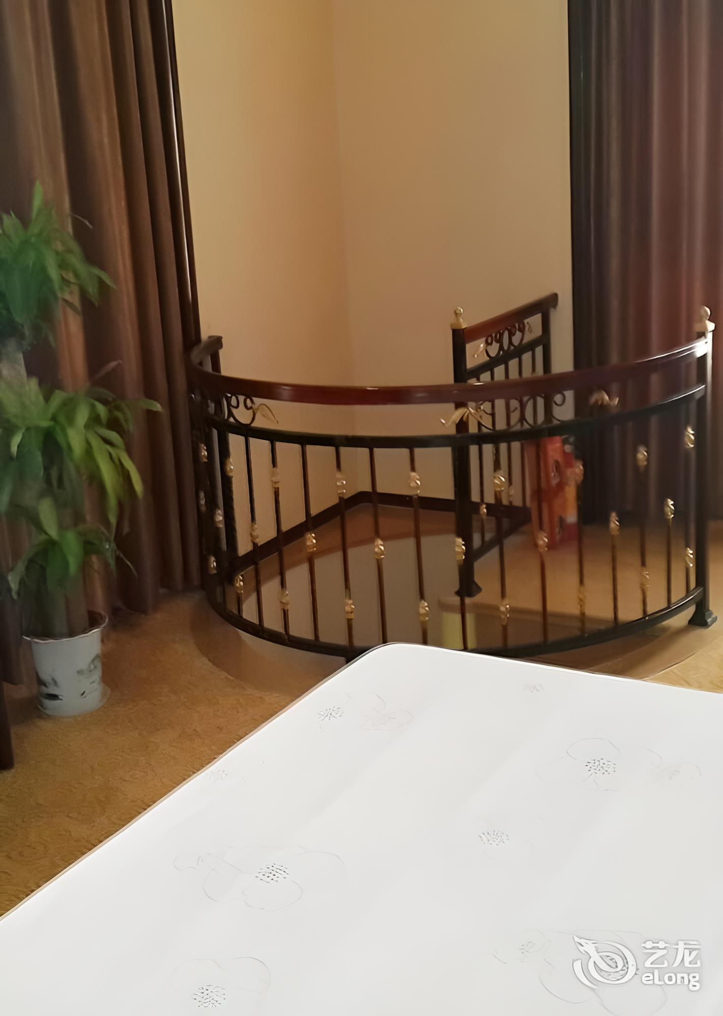 Guangzhou Regency Hotel