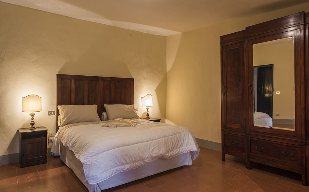 Villa Piandaccoli view 2