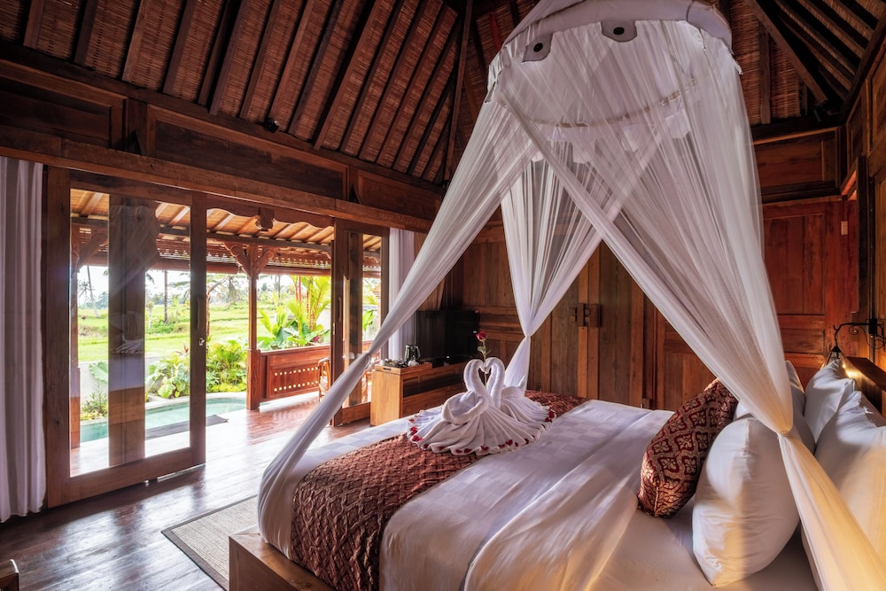 Embun Pagi Wooden Private Villas Ubud