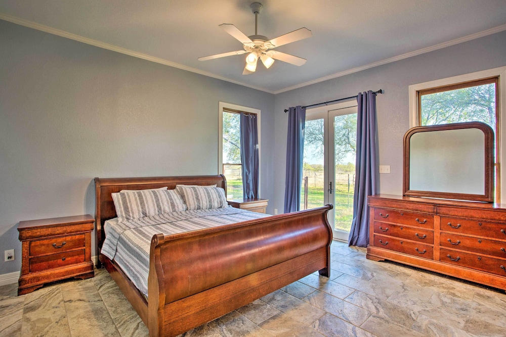 Gainesville Vacations - Charming Gainesville Retreat: Barn, Horses Welcome - Property Image 24