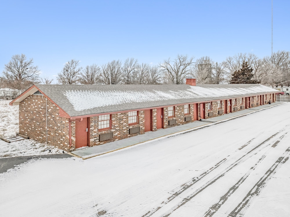 Emporia Vacations - Eleven Boutique Hotel - Property Image 8