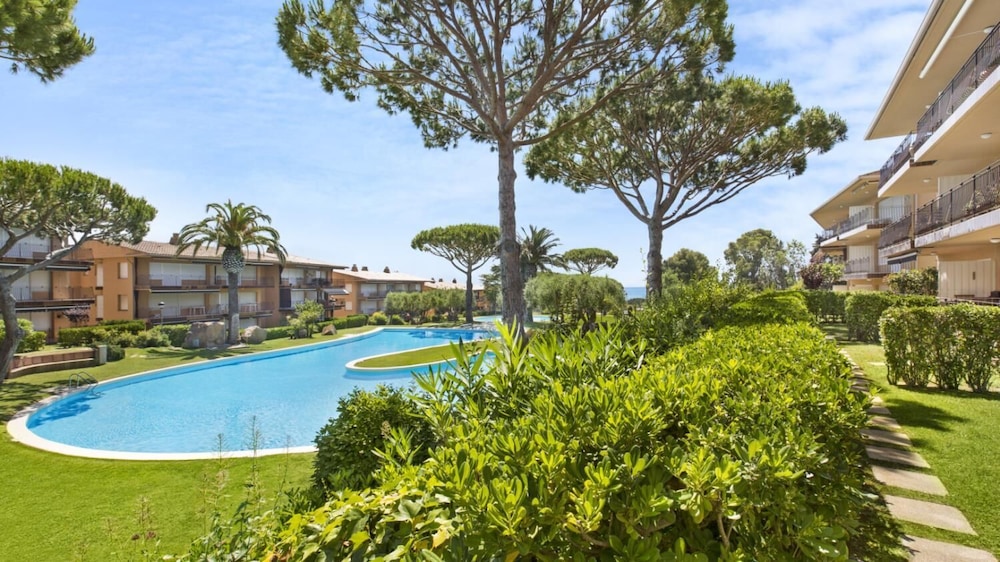 Illa 23 in Calella de Palafrugell