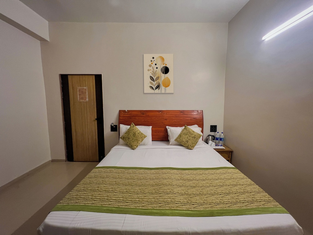 Yash Resort