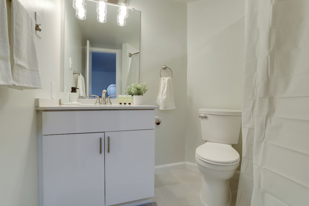 Metro-Friendly DC Apartments