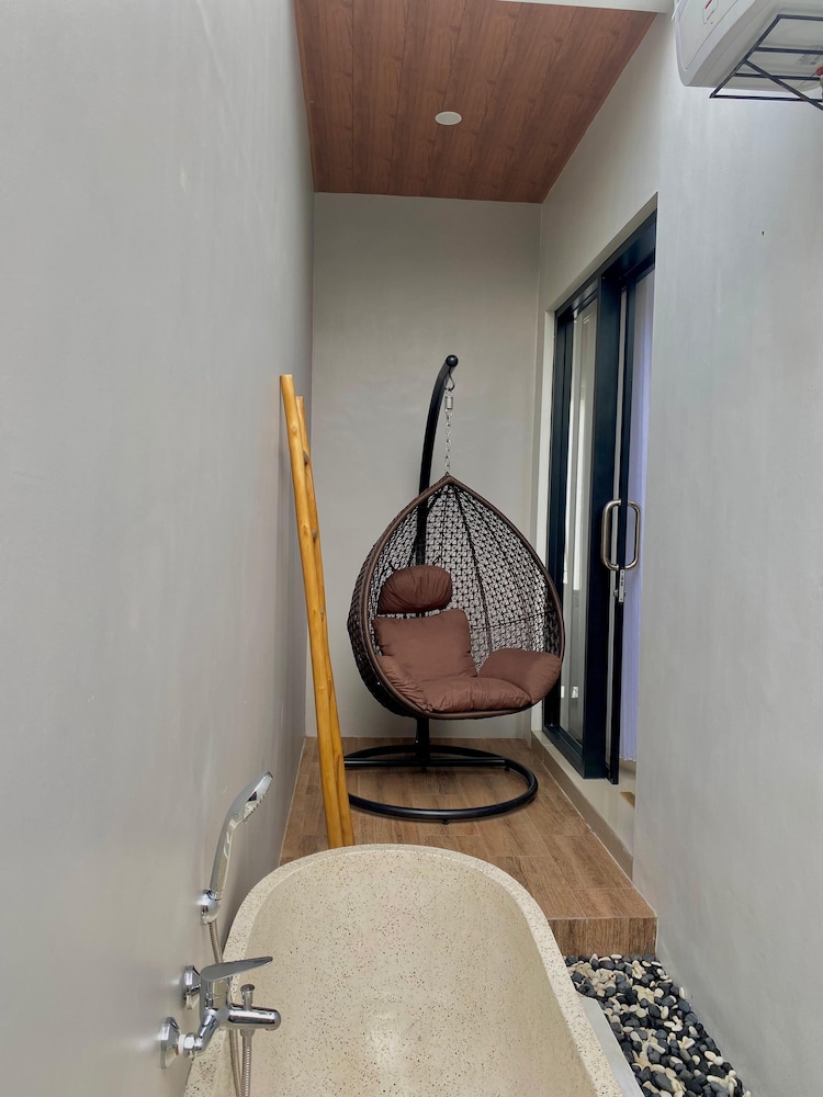 DIRUMA SADJA HOME VILLA