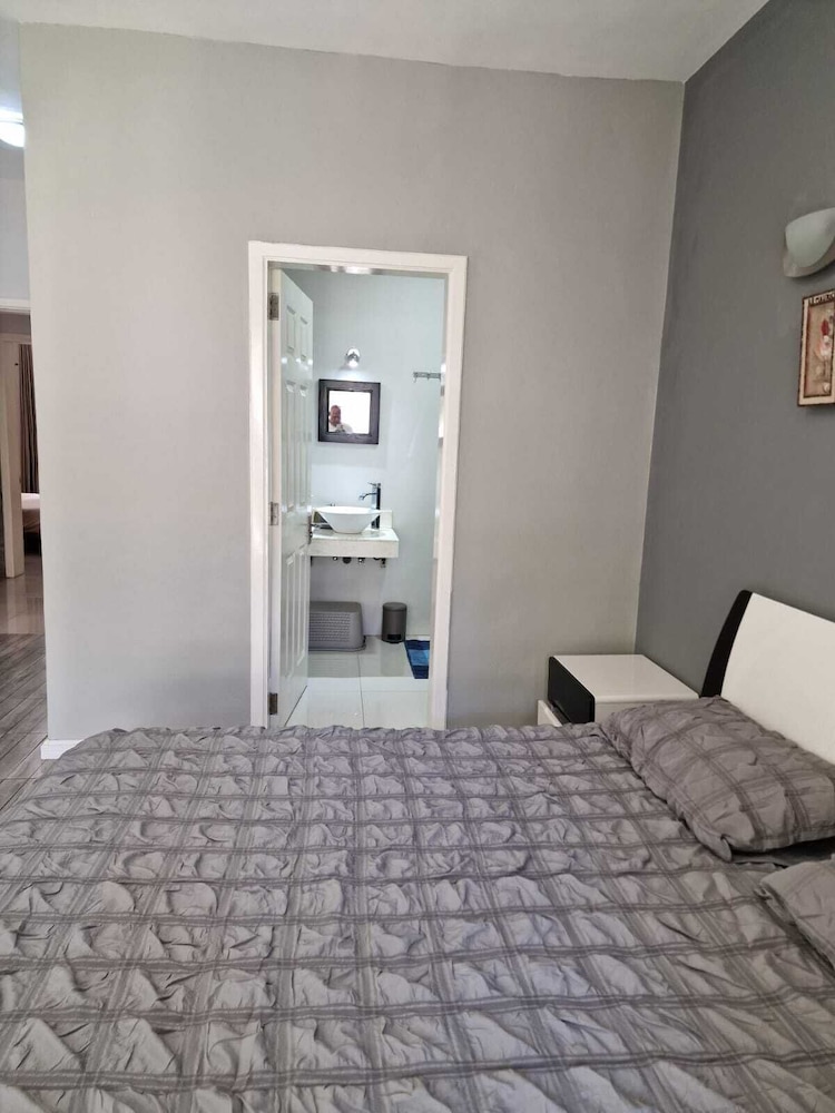 Sugareef 3-bed Apartment in Flic en Flac view 5