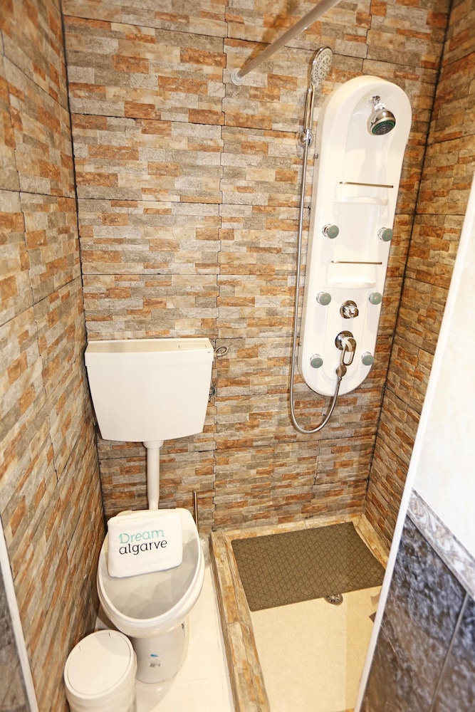 S 02 - 2 Bed Apartment in Quinta Silvestre