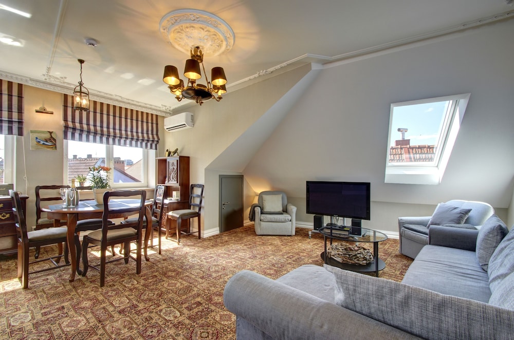 German 18 - Luxury Vilnius Apartment