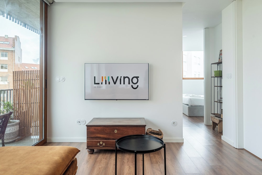 Liiiving - Warm Vintage Apartment