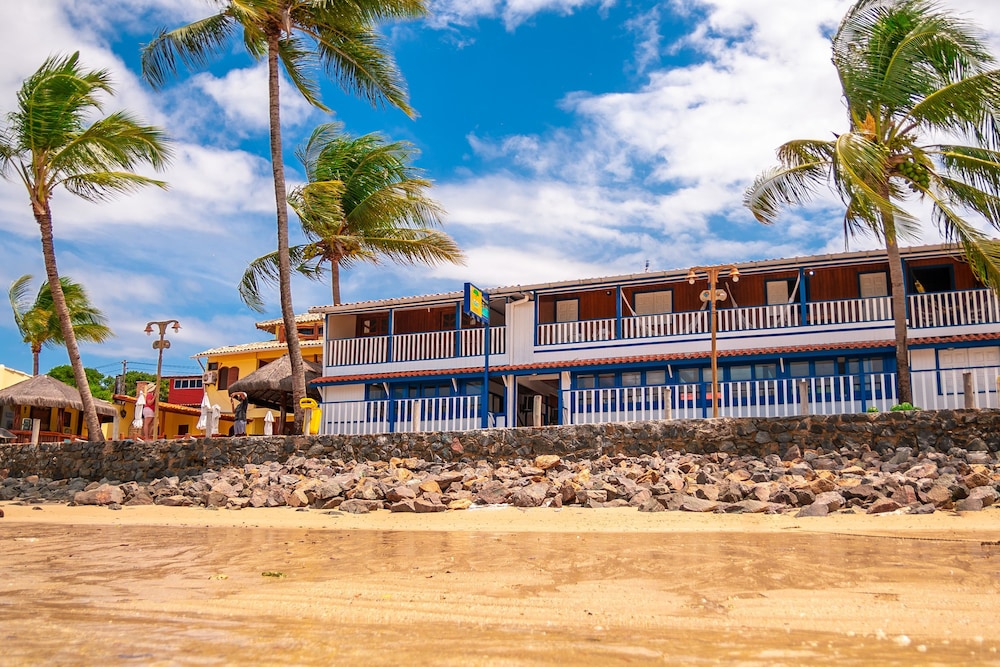 Hotel Amendoeira Praia Hotel - Image 1