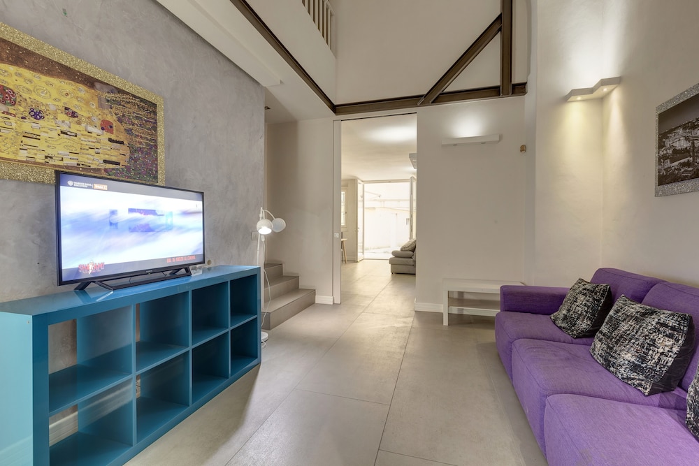 Exceptional and Comfortable for 7 People in the Center of Florence