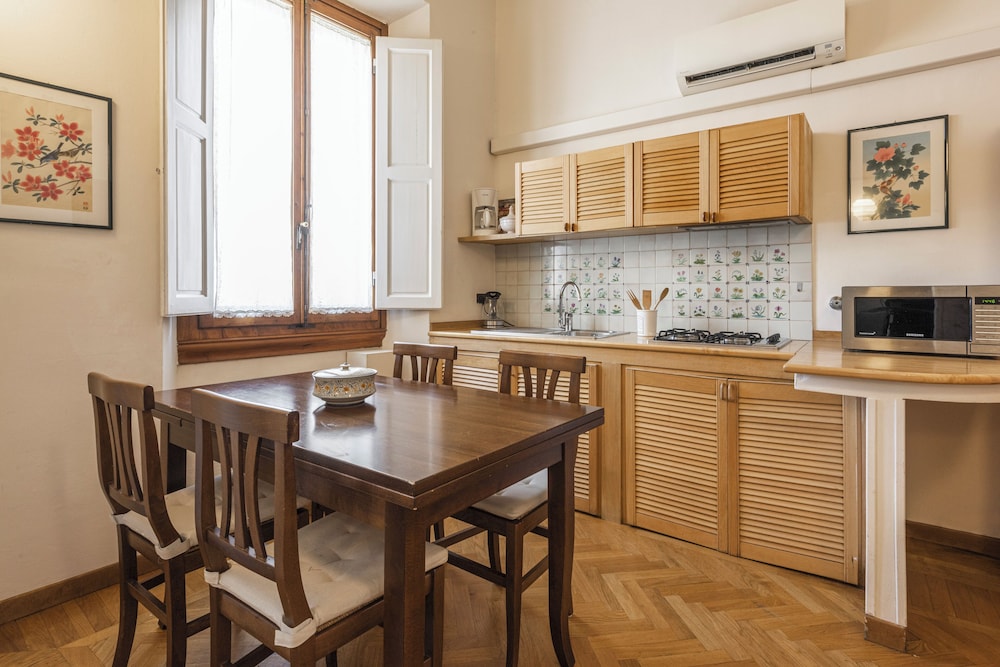 Casa Lisa by MMega